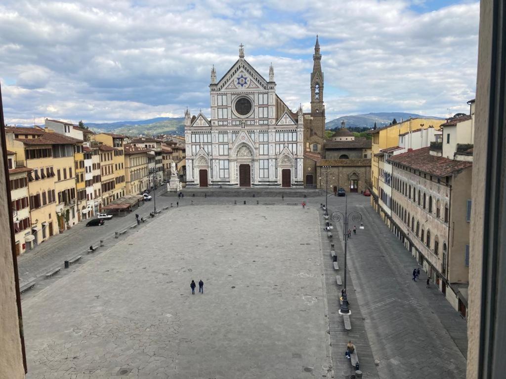 Apartament Attico In Piazza Santa Croce Florencja Zewnętrze zdjęcie